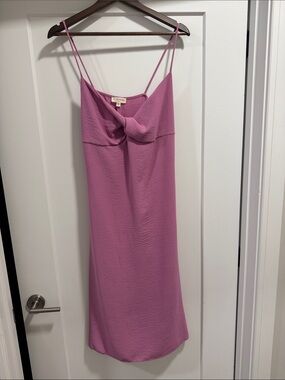 Spaghetti Strap Dress w/ Twist Front - super lightweight and comfy - WORN ONCE